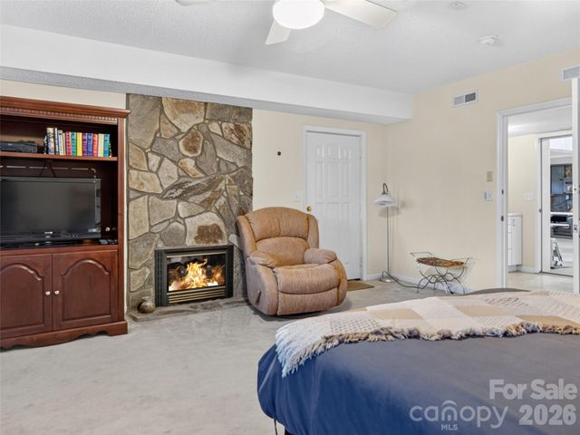 435 Allen Mountain Lane, Spruce Pine, NC 28777