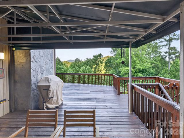 435 Allen Mountain Lane, Spruce Pine, NC 28777
