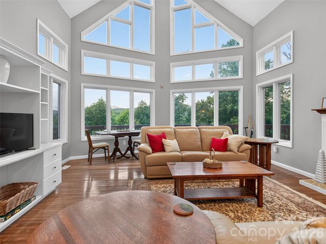 435 Allen Mountain Lane, Spruce Pine, NC 28777