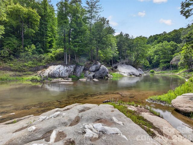 435 Allen Mountain Lane, Spruce Pine, NC 28777
