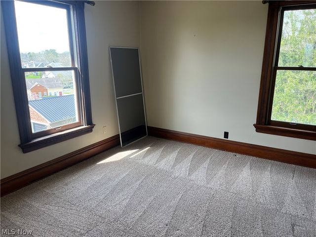 124 High Street, Marietta, OH 45750