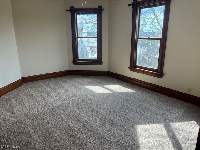 124 High Street, Marietta, OH 45750