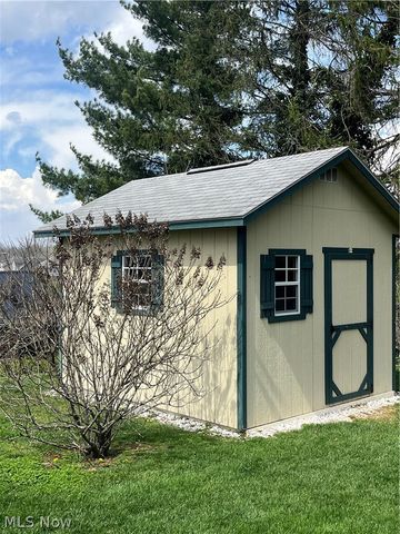 124 High Street, Marietta, OH 45750