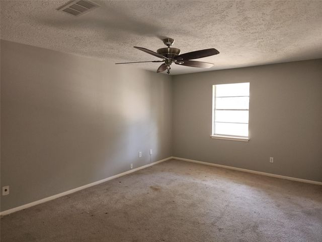 11918 Holly Stone Drive, Houston, TX 77070