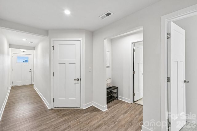 957 Portrush Lane, Tega Cay, SC 29708