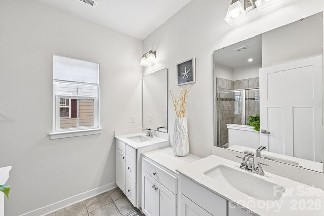 957 Portrush Lane, Tega Cay, SC 29708