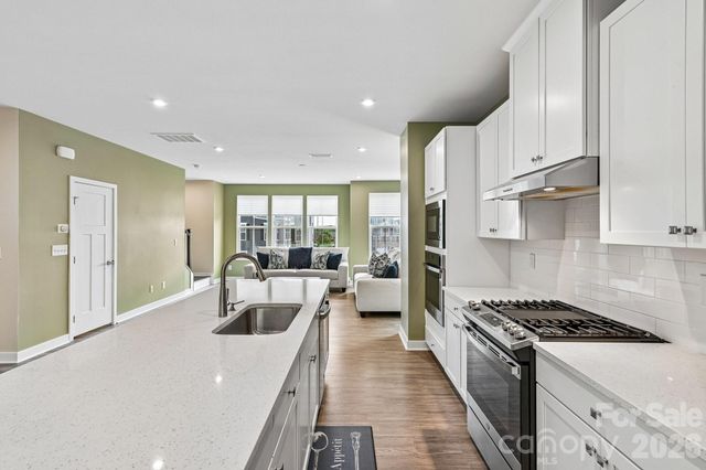 957 Portrush Lane, Tega Cay, SC 29708