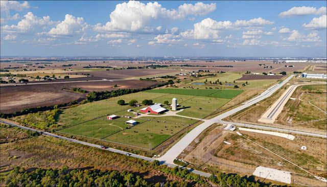 151 RCR PKWY, Taylor, TX 76574