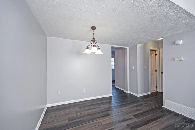 3433 Sunbury Lane, Colerain Twp, OH 45251