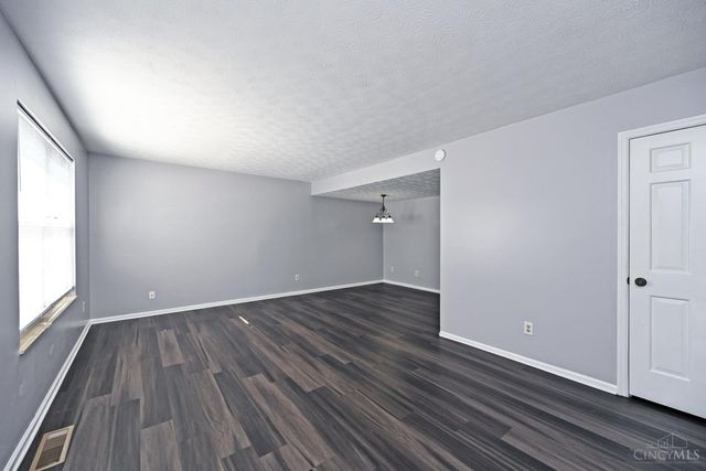 3433 Sunbury Lane, Colerain Twp, OH 45251