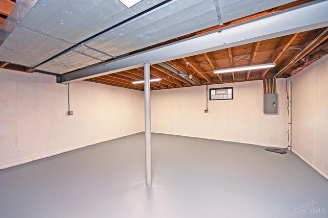 3433 Sunbury Lane, Colerain Twp, OH 45251