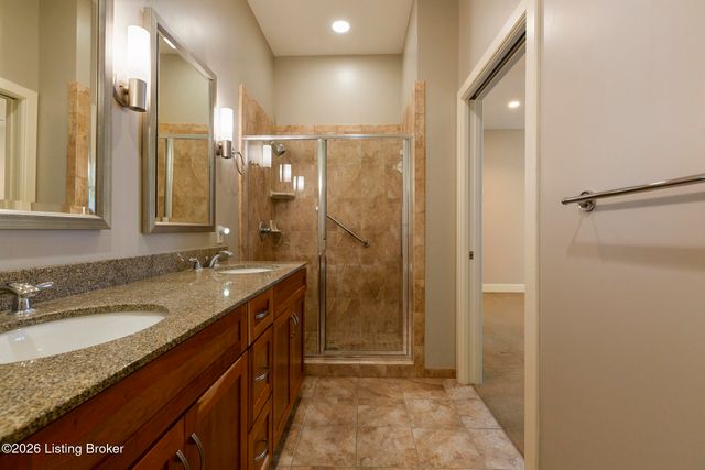 324 E Main St 213, Louisville, KY 40202