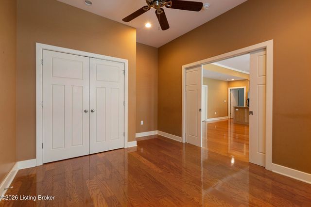 324 E Main St 213, Louisville, KY 40202