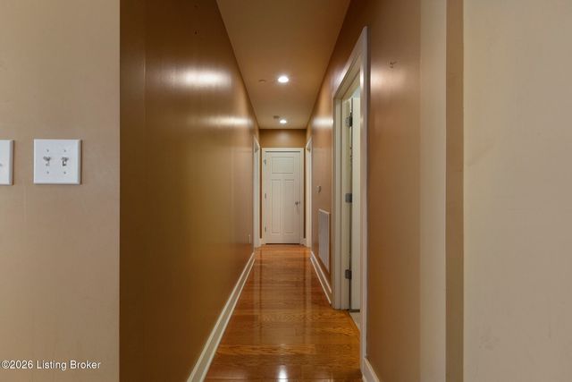324 E Main St 213, Louisville, KY 40202