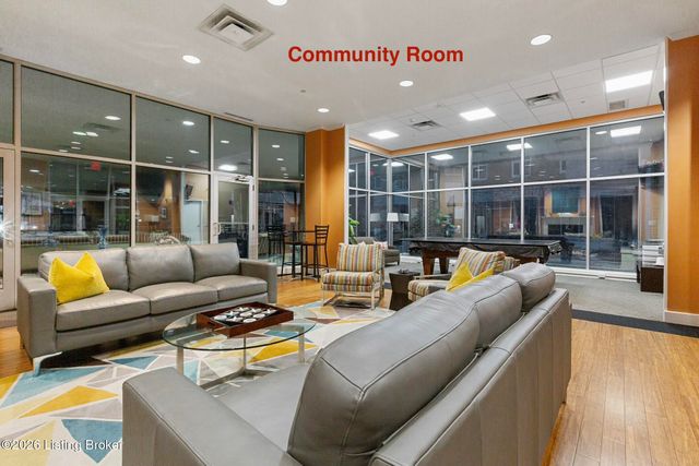 324 E Main St 213, Louisville, KY 40202
