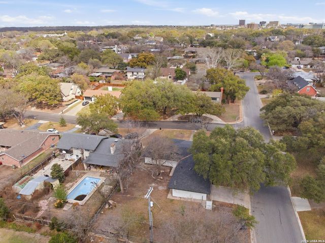 101 Twinleaf, Castle Hills, TX 78213