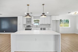 101 Twinleaf, Castle Hills, TX 78213