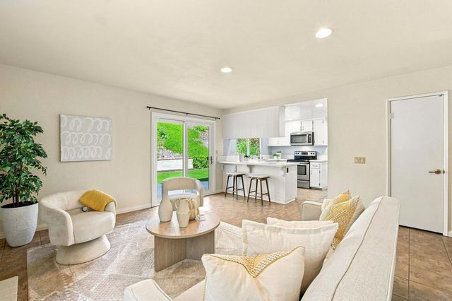11874 Arborlake Way, San Diego, CA 92131