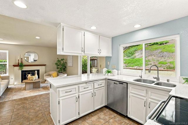 11874 Arborlake Way, San Diego, CA 92131