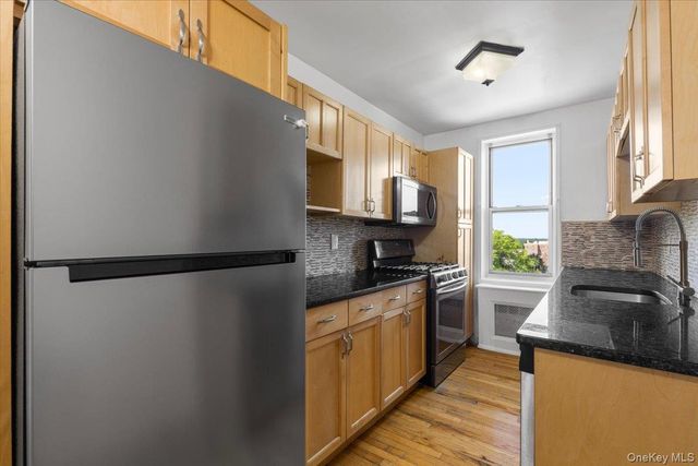 126 Church Street 6C, New Rochelle, NY 10805