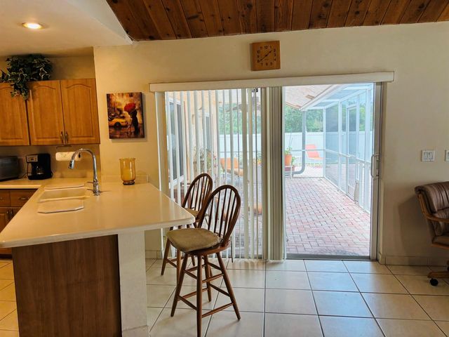 1076 SW 26th Terrace, Deerfield Beach, FL 33442