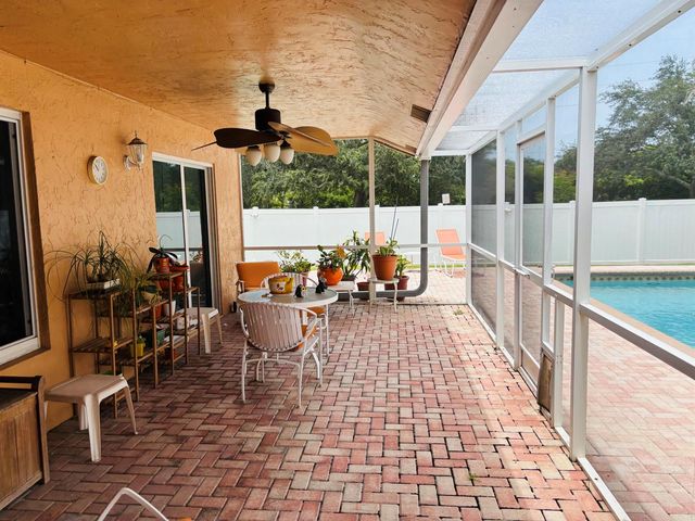 1076 SW 26th Terrace, Deerfield Beach, FL 33442
