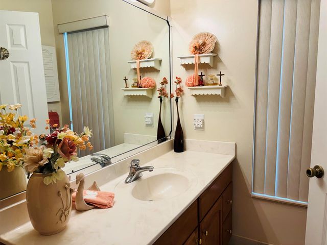 1076 SW 26th Terrace, Deerfield Beach, FL 33442