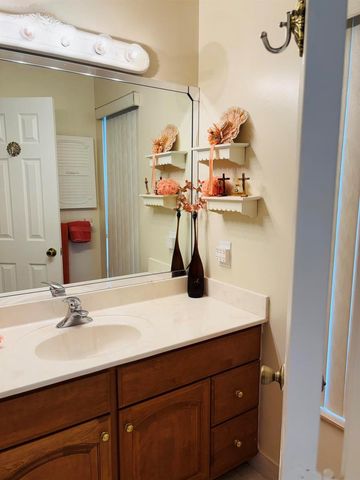 1076 SW 26th Terrace, Deerfield Beach, FL 33442