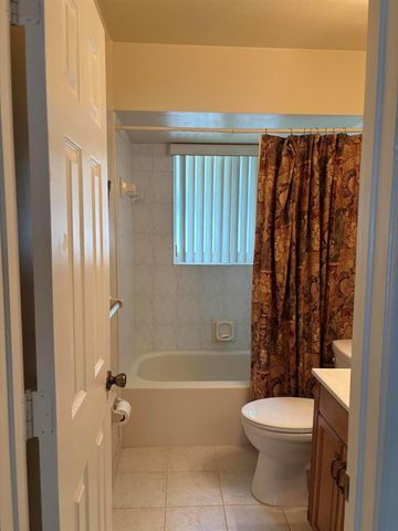 1076 SW 26th Terrace, Deerfield Beach, FL 33442