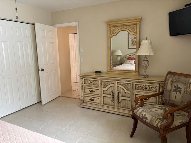 1076 SW 26th Terrace, Deerfield Beach, FL 33442