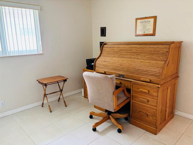 1076 SW 26th Terrace, Deerfield Beach, FL 33442