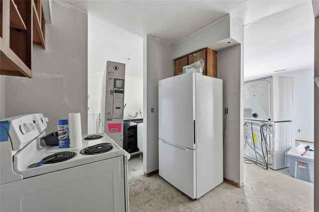 1015 Woodland Heights Court SE 11, Cedar Rapids, IA 52403