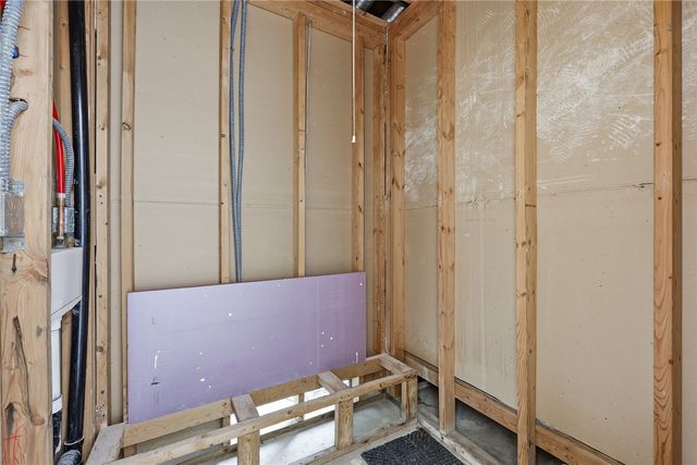 1015 Woodland Heights Court SE 11, Cedar Rapids, IA 52403