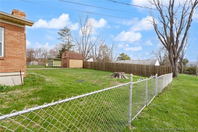 9185 Nina Drive, Georgetown, IN 47122