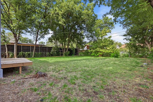 3103 S Edgefield Avenue, Dallas, TX 75224