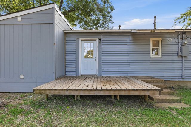 3103 S Edgefield Avenue, Dallas, TX 75224