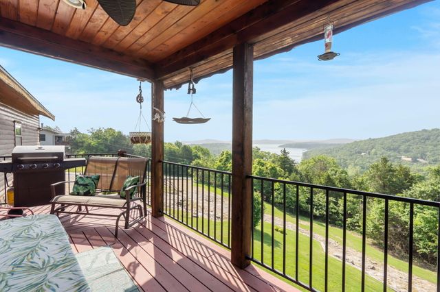 10 Baywood Circle, Branson West, MO 65737