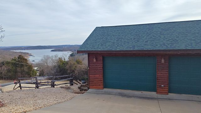 10 Baywood Circle, Branson West, MO 65737