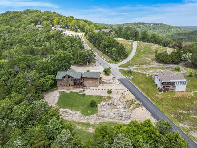 10 Baywood Circle, Branson West, MO 65737