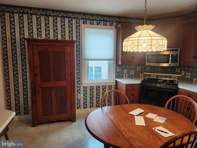 123 N 11TH ST, Akron, PA 17501