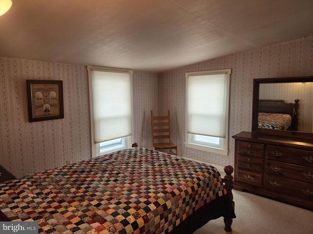 123 N 11TH ST, Akron, PA 17501