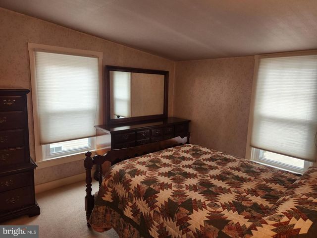 123 N 11TH ST, Akron, PA 17501