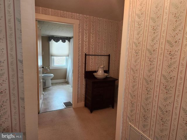 123 N 11TH ST, Akron, PA 17501