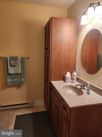 123 N 11TH ST, Akron, PA 17501