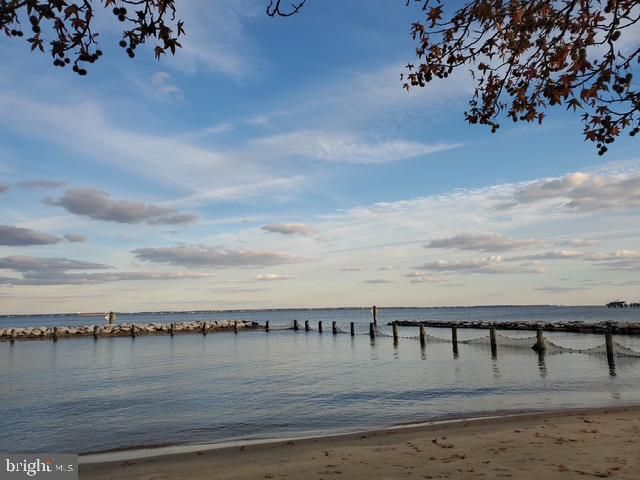 1252 CREEK DR, Annapolis, MD 21403
