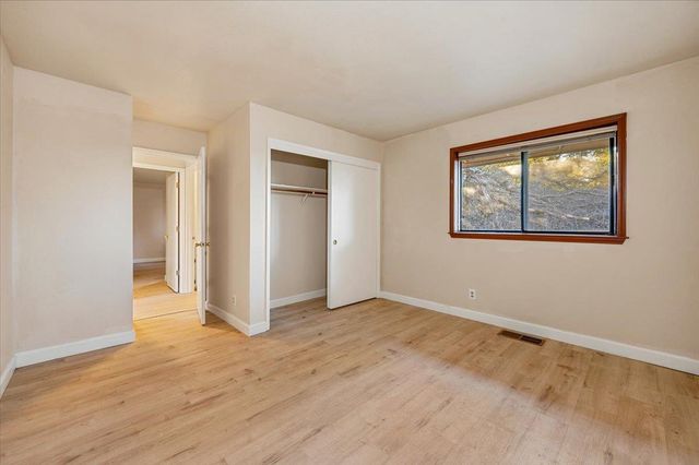 19617 Victoria Dr, Grass Valley, CA 95949