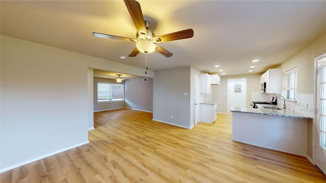 3125 Damascus Way, Farmers Branch, TX 75234