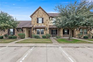 413 Momma Bear Drive, College Station, TX 77845