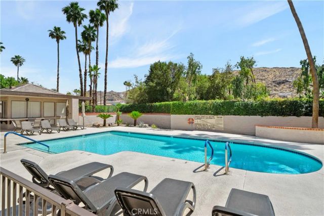 2601 S Broadmoor, Palm Springs, CA 92264
