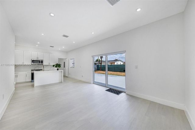 17201 NW 42nd Ave, Miami Gardens, FL 33055